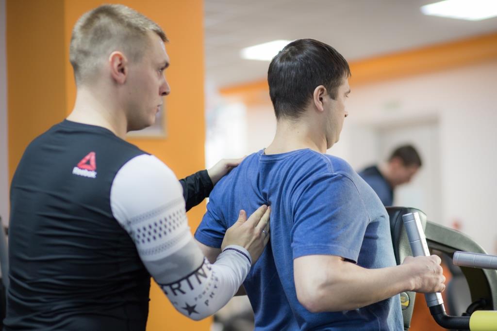 Практика инструкторов в тренажерном зале